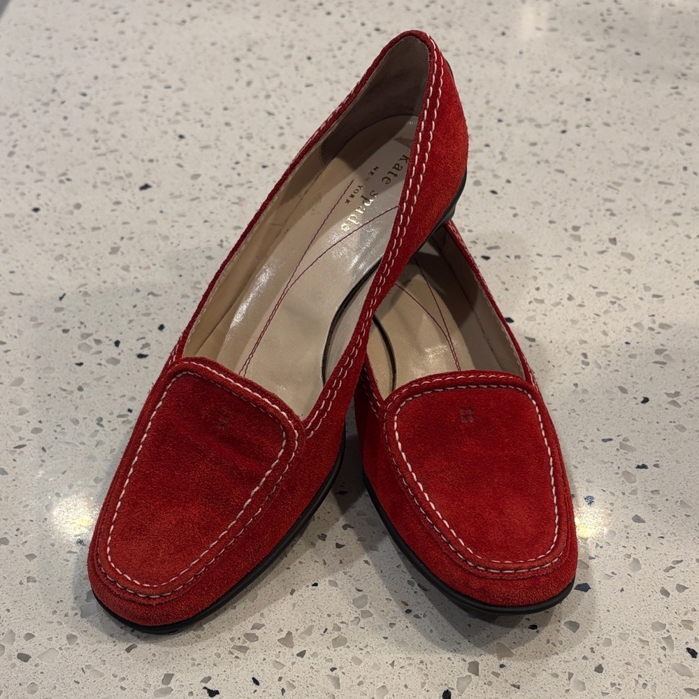 Kate Spade Red Suede 1 inch‎ Heel 6 Medium Like New